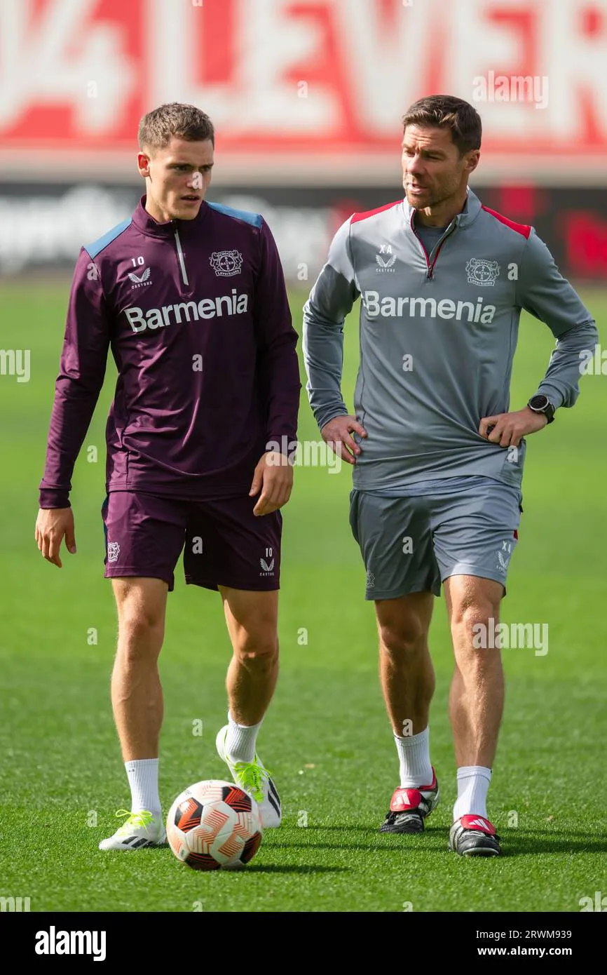 Mối quan hệ thầy trò giữa Xabi Alonso và Florian Wirtz là chìa khóa thành công của Leverkusen